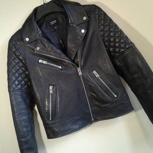 NWT Lamarque midnight blue genuine leather jacket